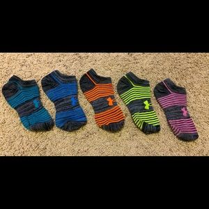 5 pairs Under Armour ankle socks